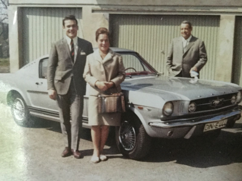 Ernst Kempe mit Eltern